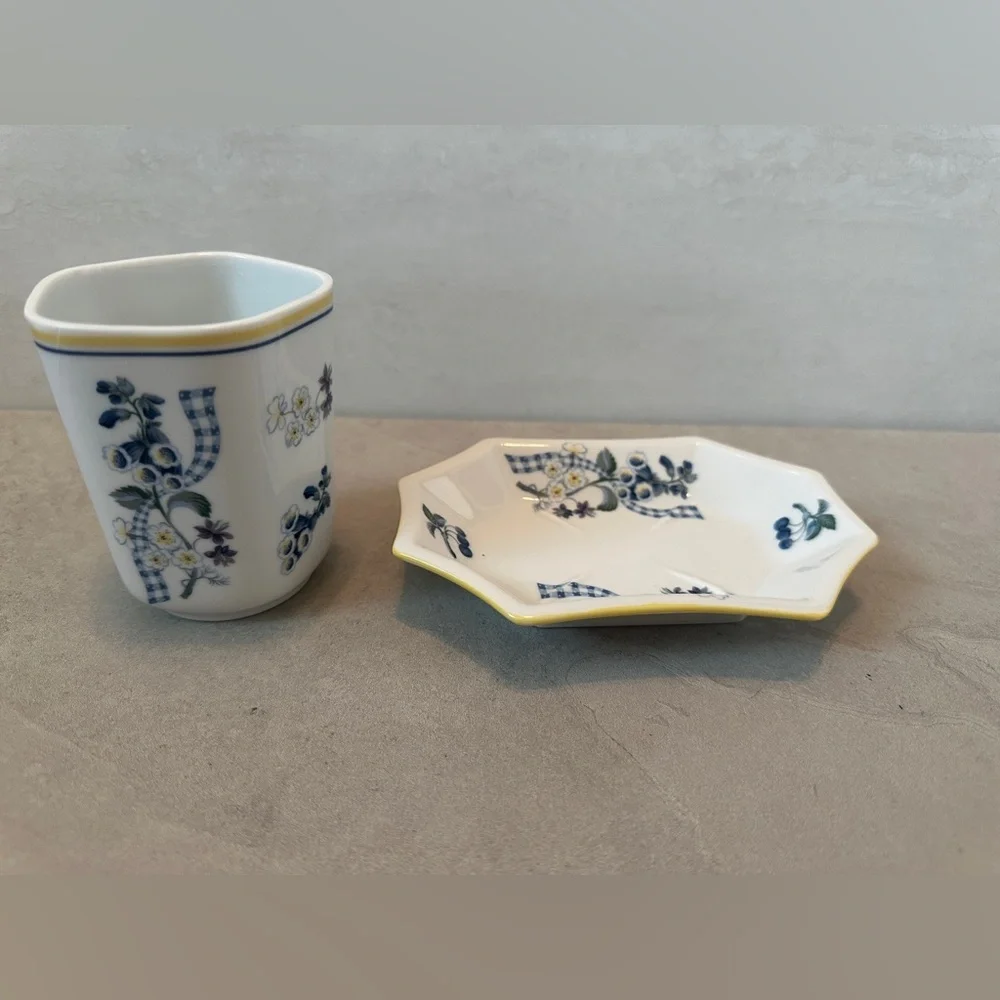 Sheridan Porcelain Ceramic Soap Dish, Cup, Blue Yellow White Flowers EUC